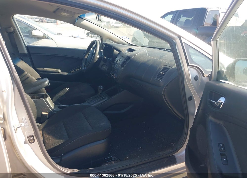 2014 KIA FORTE VIN: KNAFK4A69E5137864