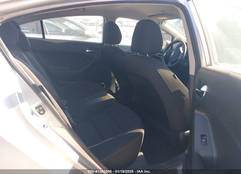 2014 KIA FORTE VIN: KNAFK4A69E5137864