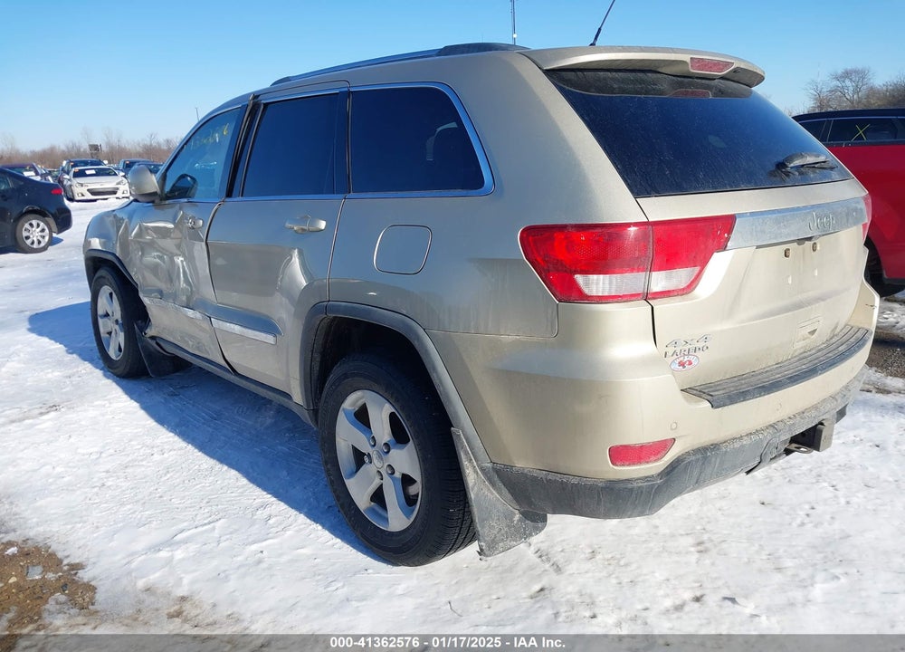 2011 JEEP GRAND CHEROKEE LAREDO VIN: 1J4RR4GG8BC738048