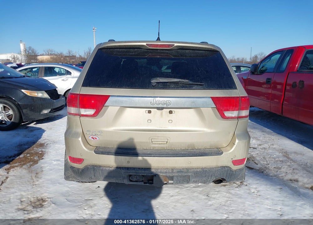 2011 JEEP GRAND CHEROKEE LAREDO VIN: 1J4RR4GG8BC738048