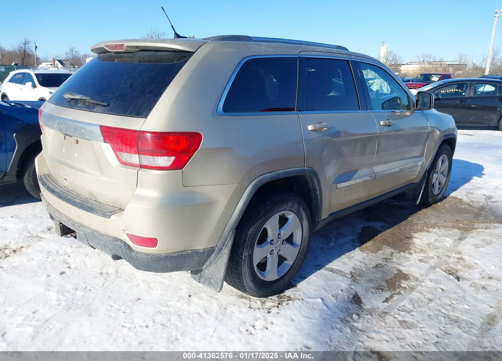 2011 JEEP GRAND CHEROKEE LAREDO VIN: 1J4RR4GG8BC738048