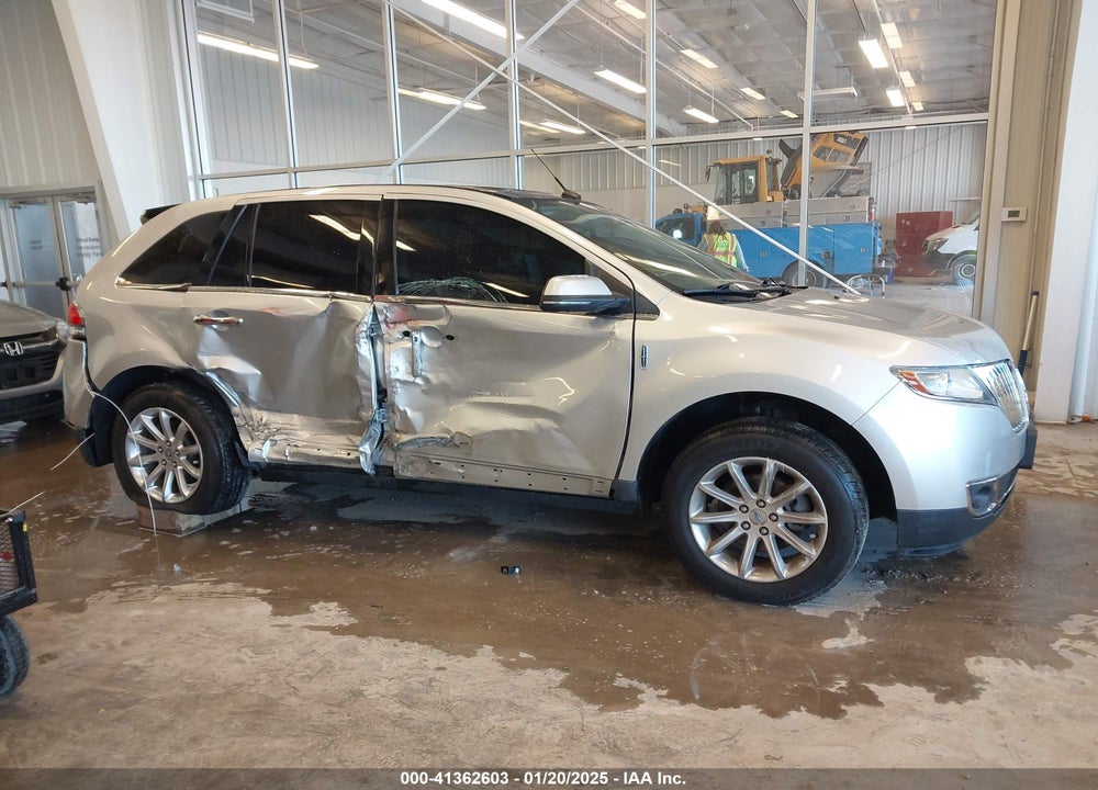2013 LINCOLN MKX VIN: 2LMDJ8JK7DBL32034