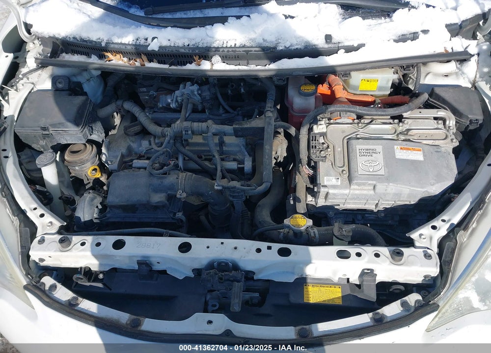 2013 TOYOTA PRIUS C VIN: JTDKDTB32D1046161