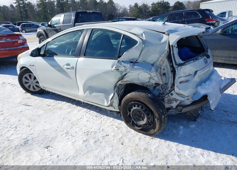 2013 TOYOTA PRIUS C VIN: JTDKDTB32D1046161