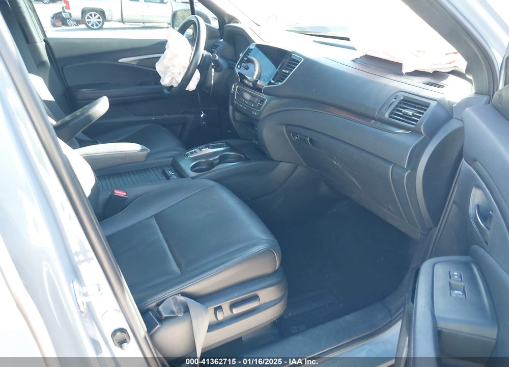 2022 HONDA PASSPORT 2WD EX-L VIN: 5FNYF7H58NB000976