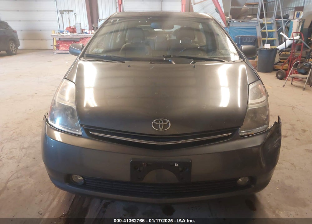 2008 TOYOTA PRIUS TOURING VIN: JTDKB20U183332153