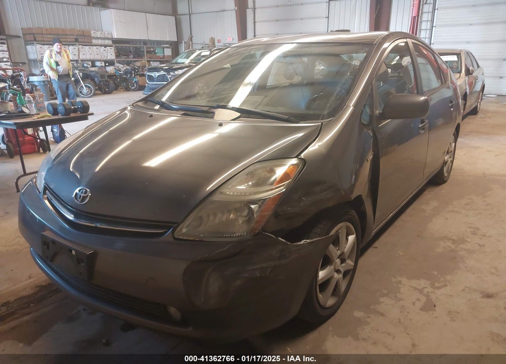 2008 TOYOTA PRIUS TOURING VIN: JTDKB20U183332153