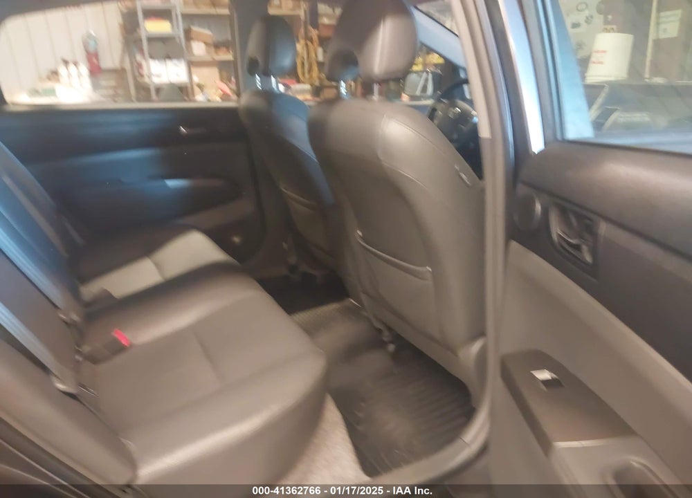 2008 TOYOTA PRIUS TOURING VIN: JTDKB20U183332153