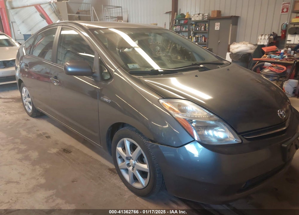 2008 TOYOTA PRIUS TOURING VIN: JTDKB20U183332153