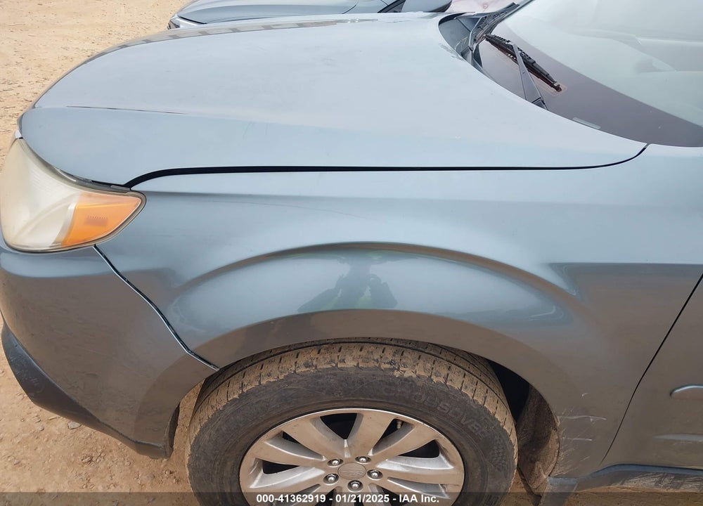 2011 SUBARU FORESTER 2.5X PREMIUM VIN: JF2SHBDC7BH781848