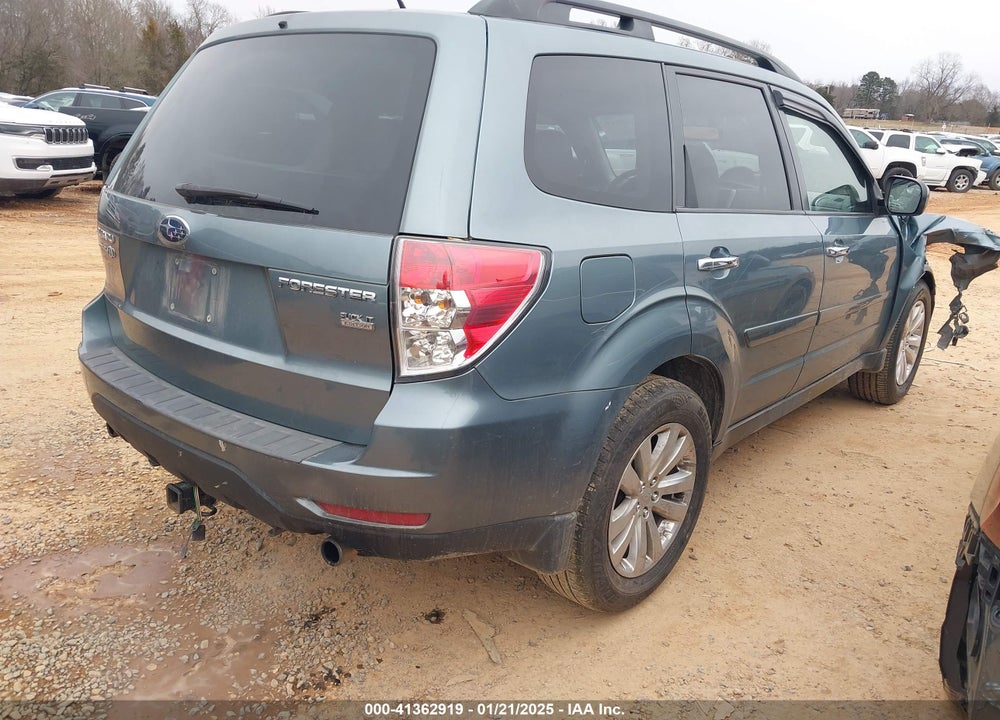 2011 SUBARU FORESTER 2.5X PREMIUM VIN: JF2SHBDC7BH781848