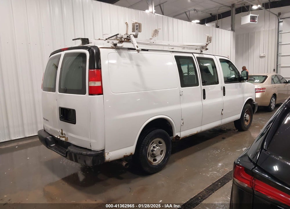 2008 CHEVROLET EXPRESS WORK VAN VIN: 1GCGG25C181166235
