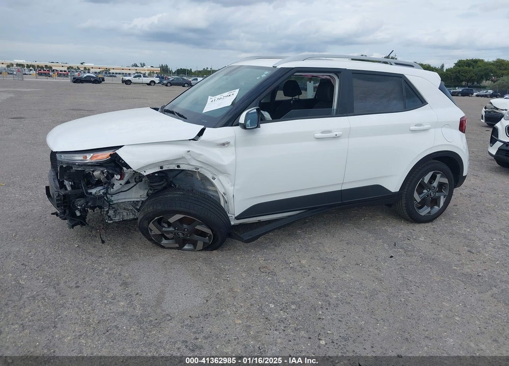 2024 HYUNDAI VENUE SEL VIN: KMHRC8A30RU285015