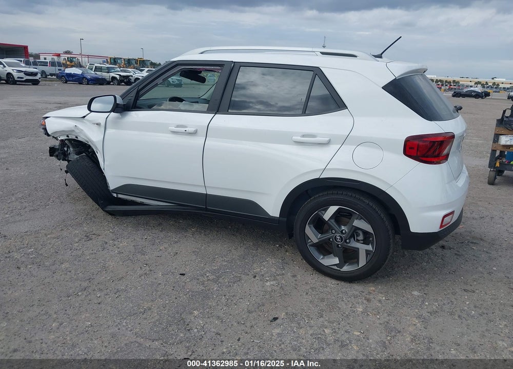 2024 HYUNDAI VENUE SEL VIN: KMHRC8A30RU285015