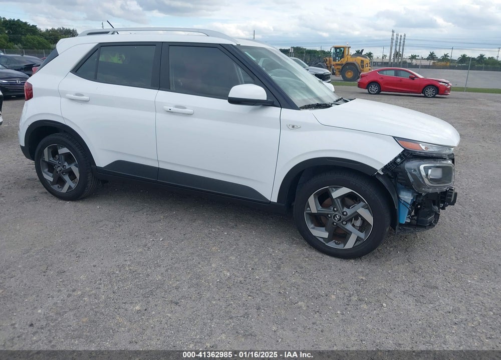 2024 HYUNDAI VENUE SEL VIN: KMHRC8A30RU285015