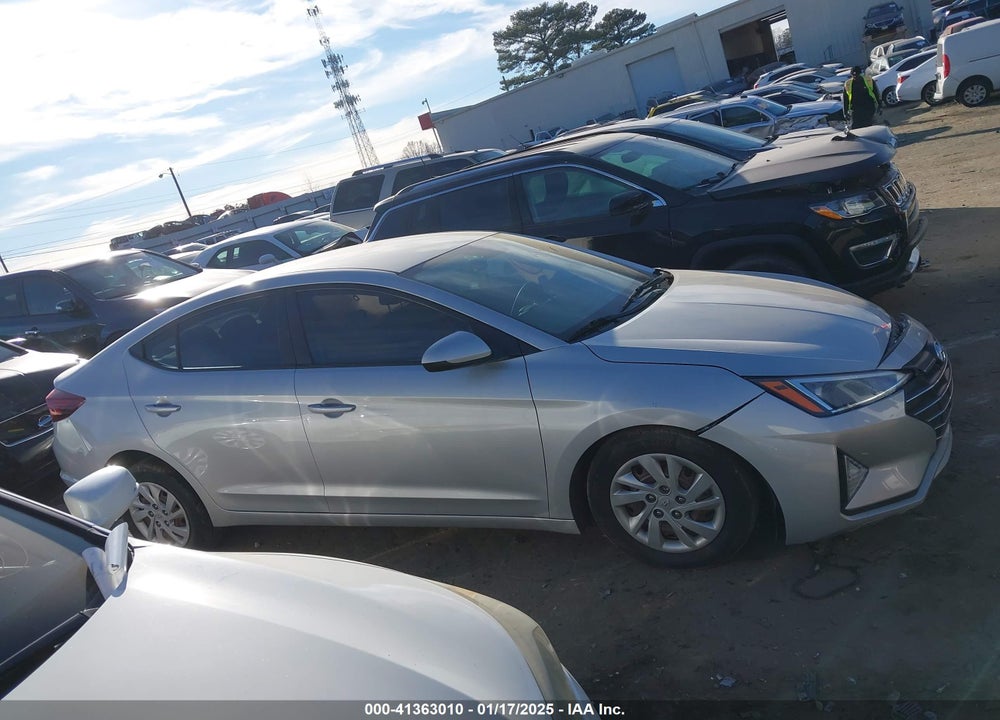 2019 HYUNDAI ELANTRA VIN: 5NPD74LF4KH492686