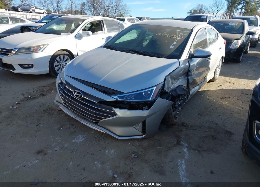 2019 HYUNDAI ELANTRA VIN: 5NPD74LF4KH492686
