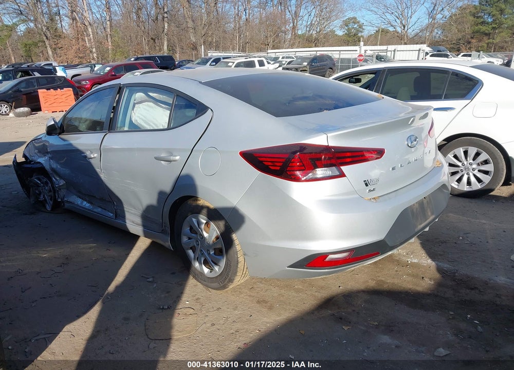 2019 HYUNDAI ELANTRA VIN: 5NPD74LF4KH492686