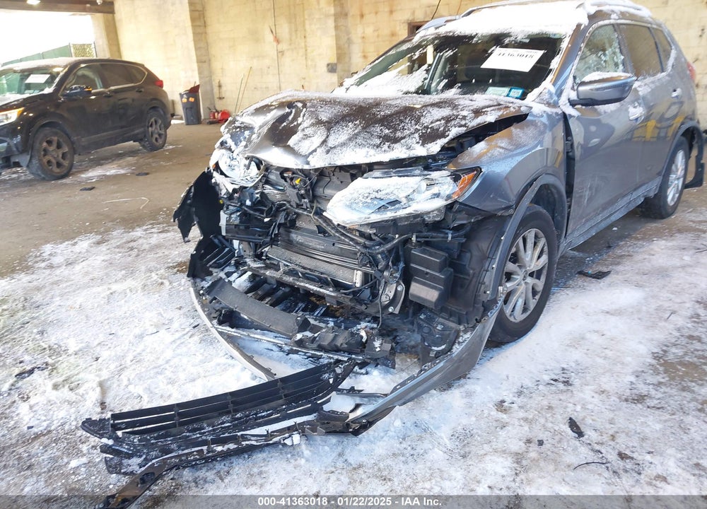 2020 NISSAN ROGUE SV INTELLIGENT AWD VIN: JN8AT2MV0LW120108