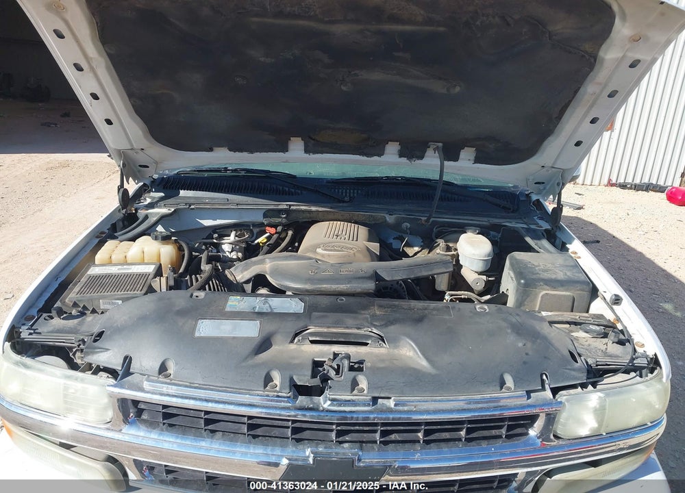 2003 CHEVROLET TAHOE VIN: 1GNEC13Z43R282194