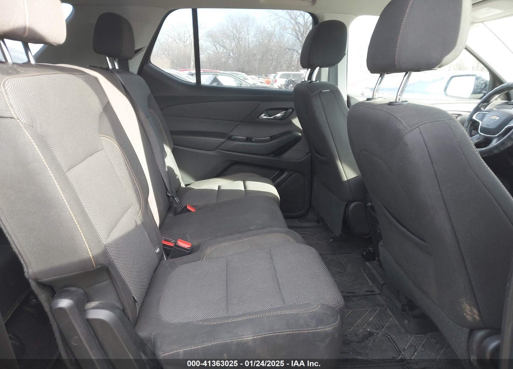 2019 CHEVROLET TRAVERSE LS VIN: 1GNEVFKW0KJ218505