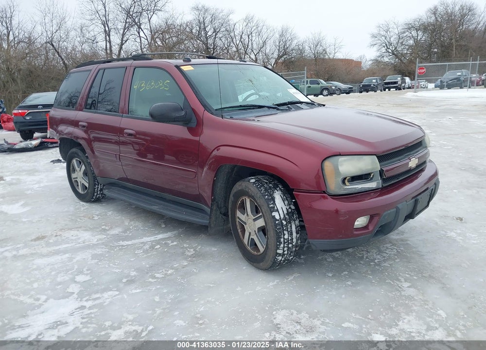 2005 CHEVROLET TRAILBLAZER LT VIN: 1GNDT13S252306051