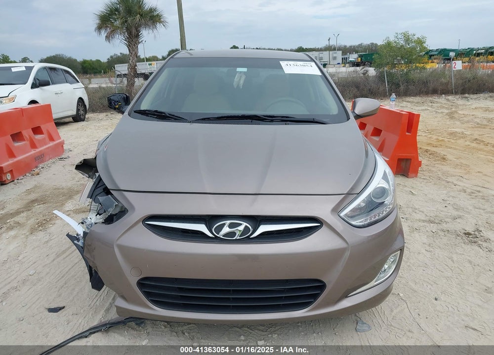 2014 HYUNDAI ACCENT VIN: KMHCU4AE9EU738636