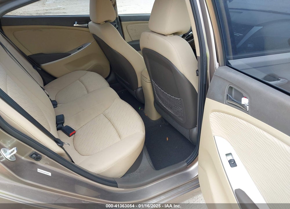 2014 HYUNDAI ACCENT VIN: KMHCU4AE9EU738636
