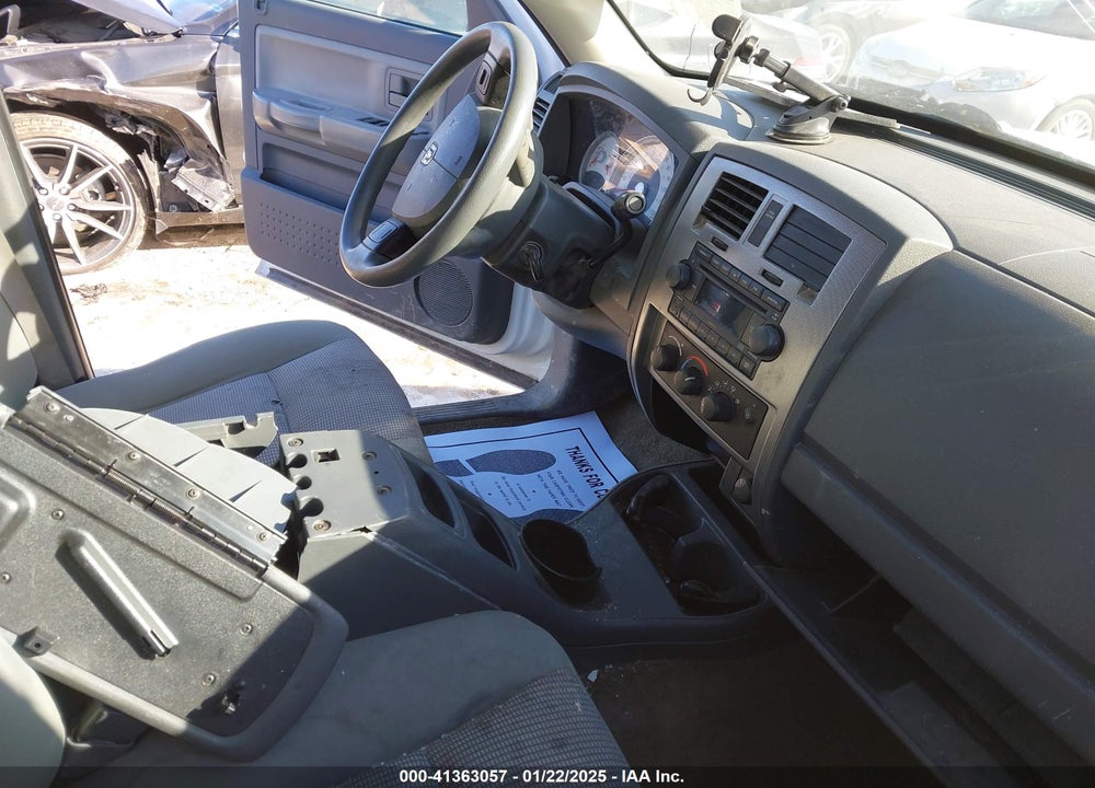 2007 DODGE DAKOTA VIN: 1D7HW42K87S136419