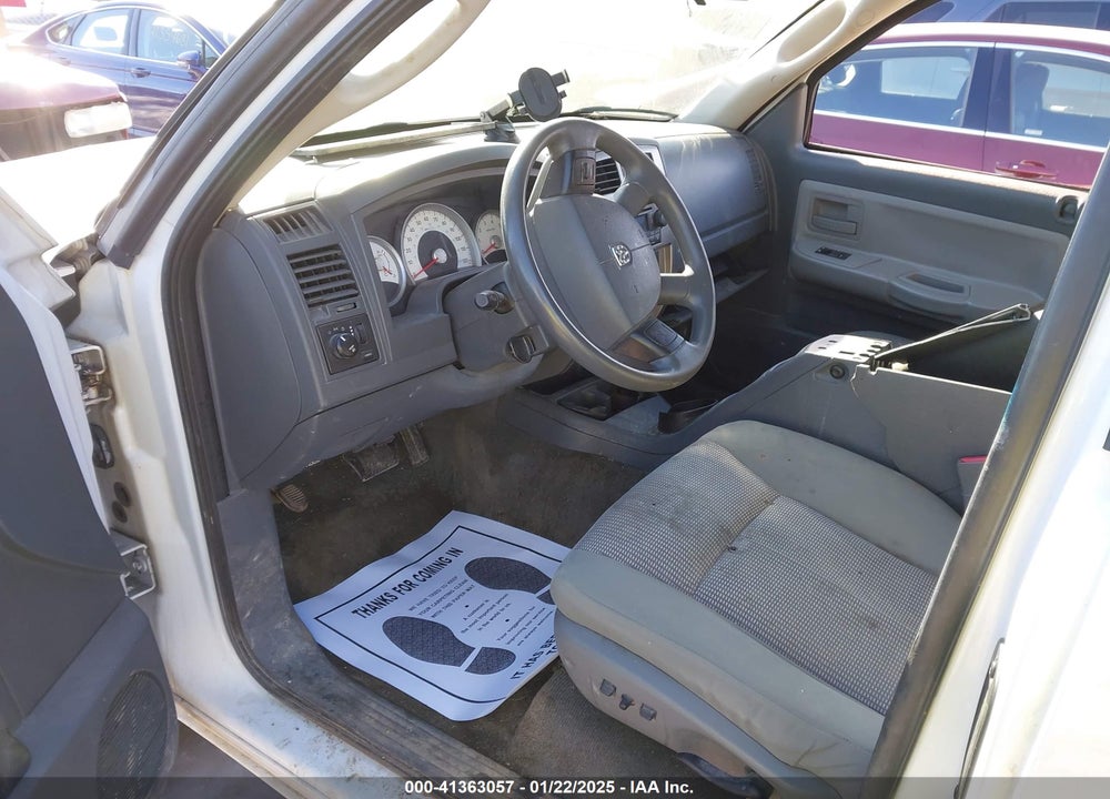 2007 DODGE DAKOTA VIN: 1D7HW42K87S136419