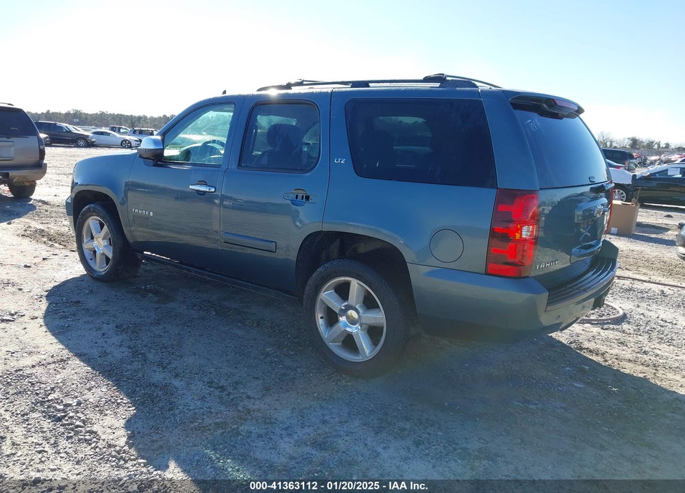 2008 CHEVROLET TAHOE LTZ VIN: 1GNFK13028R189075