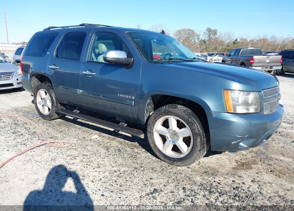 2008 CHEVROLET TAHOE LTZ VIN: 1GNFK13028R189075