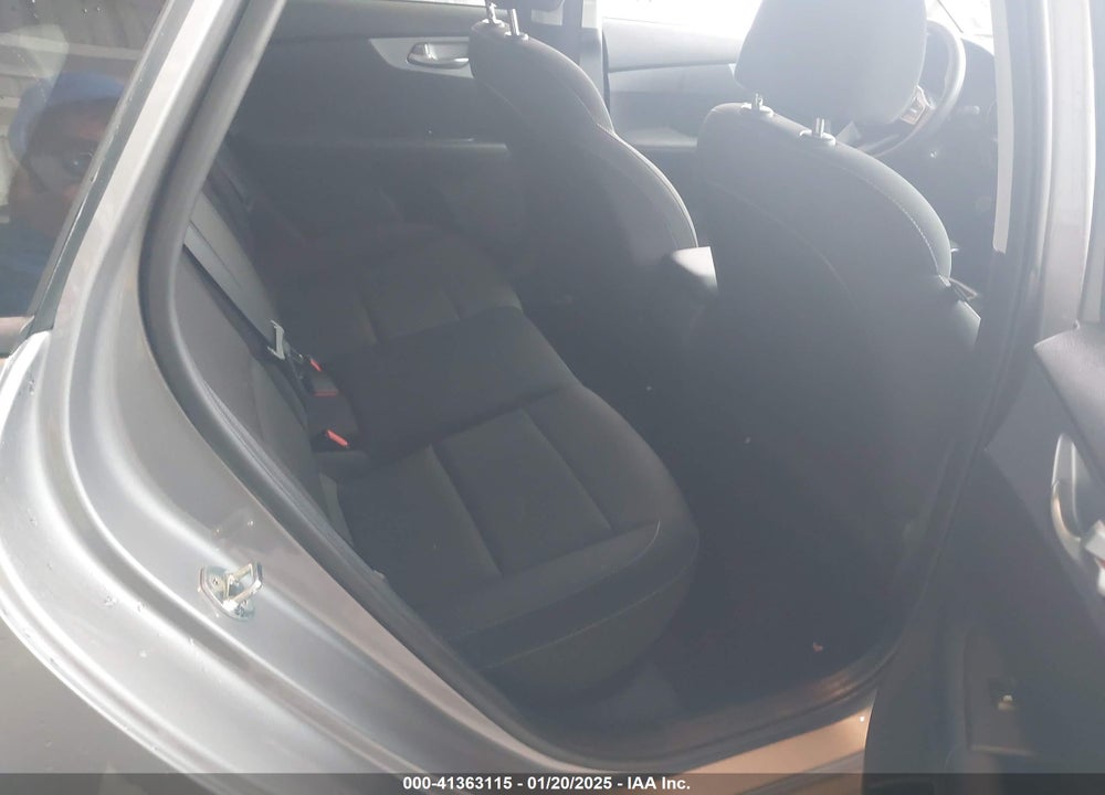 2023 KIA FORTE LXS VIN: 3KPF24AD6PE571796