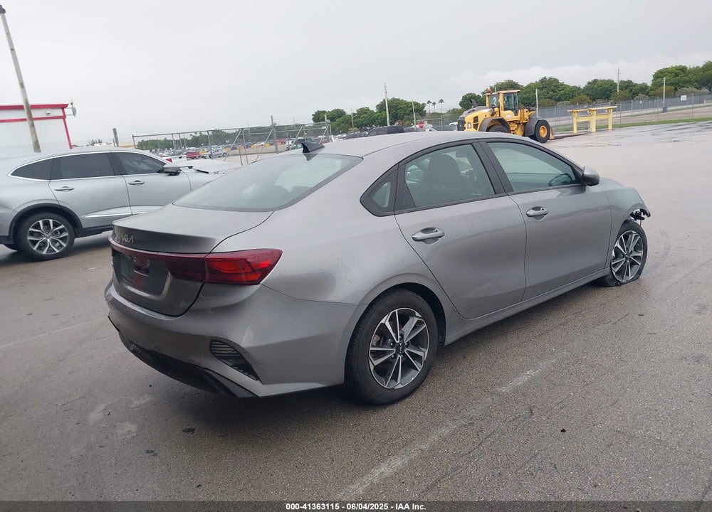 2023 KIA FORTE LXS VIN: 3KPF24AD6PE571796
