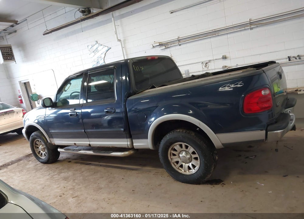 2003 FORD F-150 LARIAT/XLT VIN: 1FTRW08L43KD00301