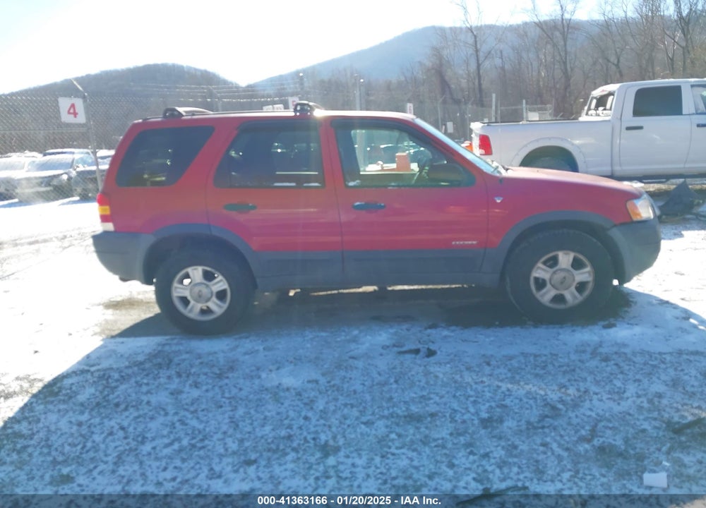 2001 FORD ESCAPE XLT VIN: 1FMYU04131KB51488