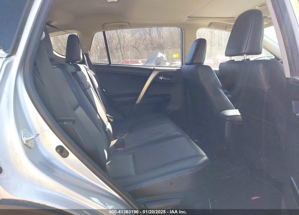 2016 TOYOTA RAV4 HYBRID VIN: JTMDJREV7GD000670