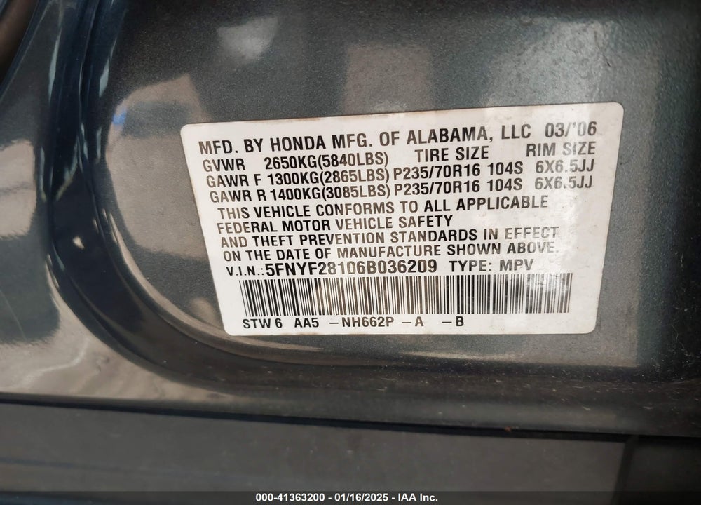 2006 HONDA PILOT LX VIN: 5FNYF28106B036209