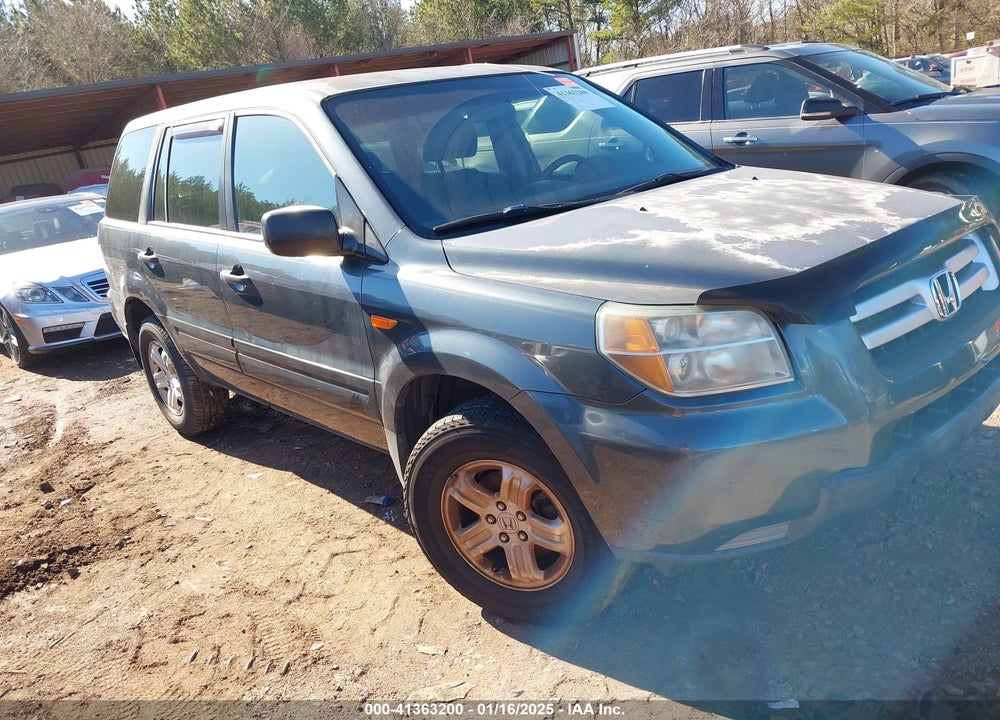2006 HONDA PILOT LX VIN: 5FNYF28106B036209