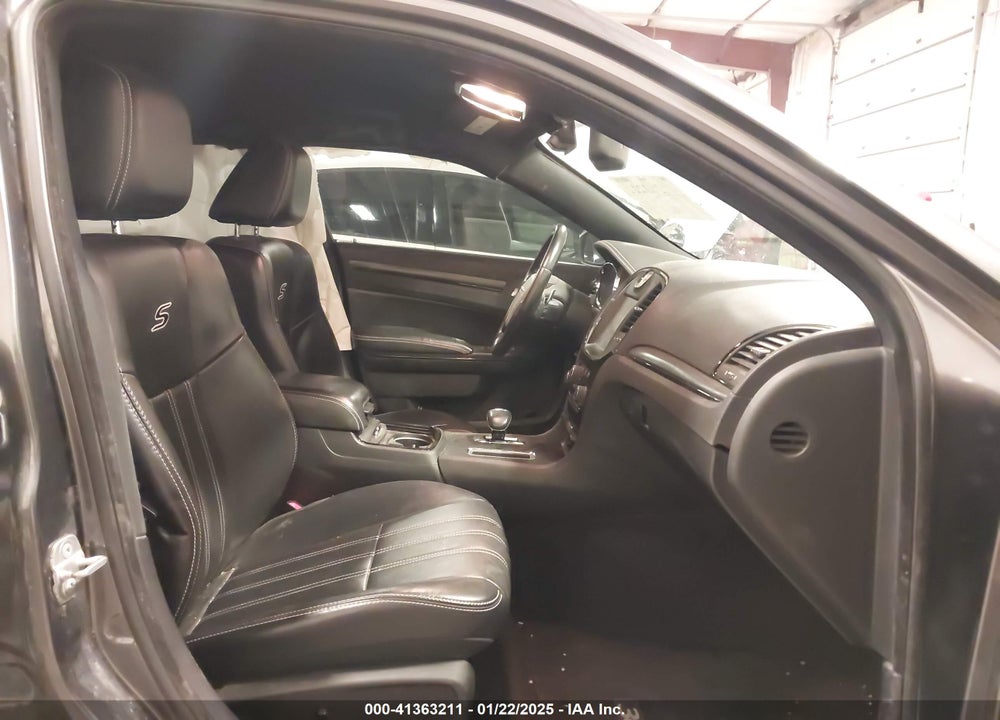 2014 CHRYSLER 300 300S VIN: 2C3CCABG8EH148182