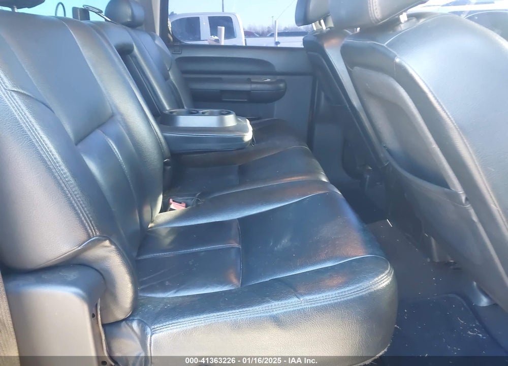 2009 CHEVROLET SILVERADO 1500 LT VIN: 3GCEC23J79G199389