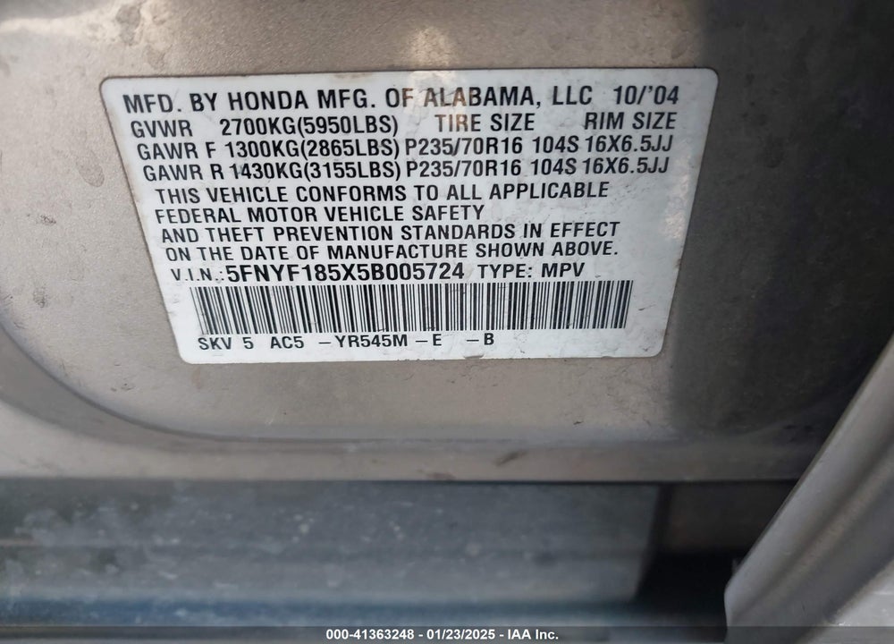 2005 HONDA PILOT EX-L VIN: 5FNYF185X5B005724