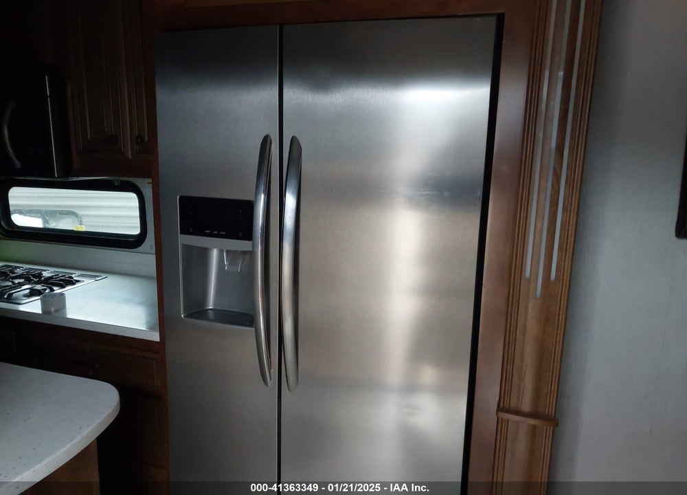 2018 HEARTLAND BIG HORN 3760LE VIN: 5SFBG4227JE365335