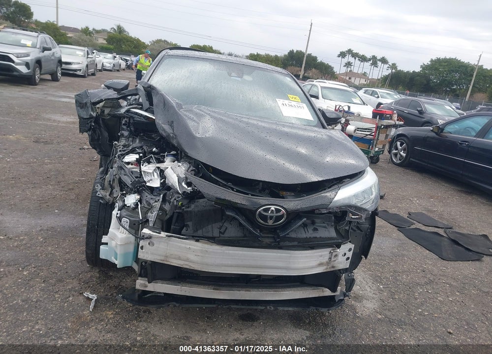 2020 TOYOTA C-HR XLE VIN: NMTKHMBXXLR116941