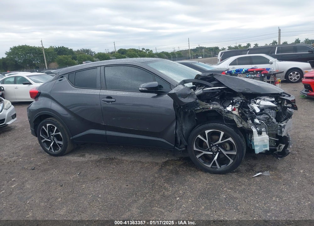 2020 TOYOTA C-HR XLE VIN: NMTKHMBXXLR116941
