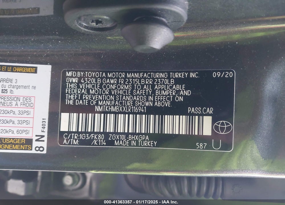 2020 TOYOTA C-HR XLE VIN: NMTKHMBXXLR116941