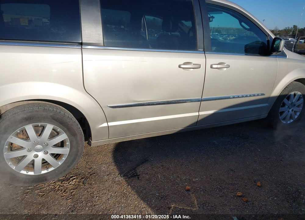 2014 CHRYSLER TOWN & COUNTRY TOURING VIN: 2C4RC1BG8ER115814