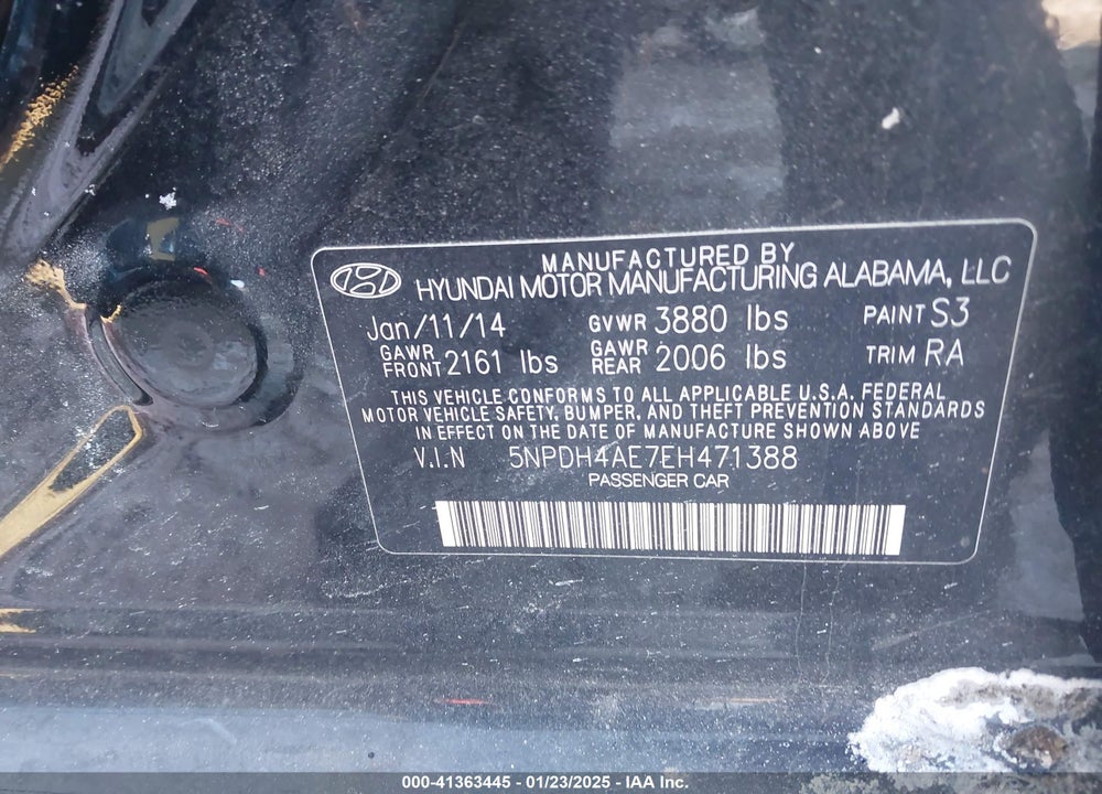 2014 HYUNDAI ELANTRA VIN: 5NPDH4AE7EH471388