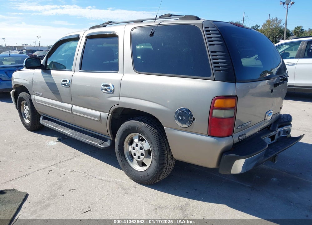 2001 CHEVROLET TAHOE VIN: 1GNEC13T21J303213