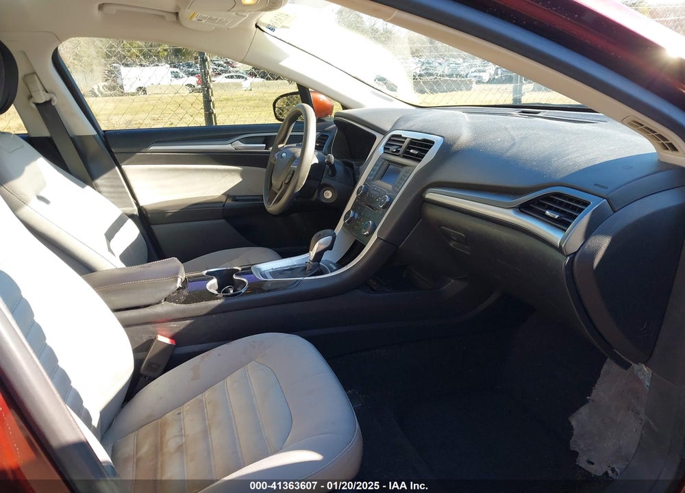2015 FORD FUSION S VIN: 3FA6P0G72FR189208